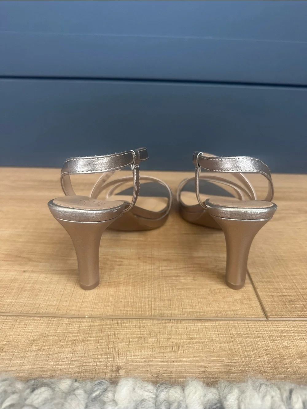 Naturalizer Metallic Bronze Pearl Gold Strappy High Heel Sandals